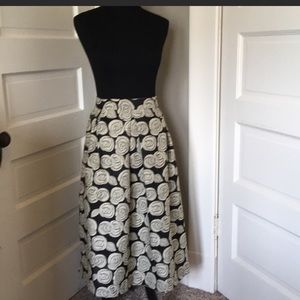 Who what wear midi skirt black/cream floral